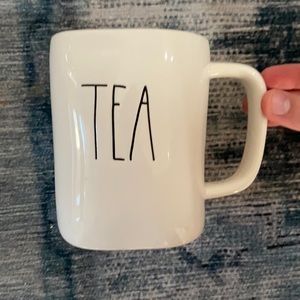 Rae Dunn Tea mug